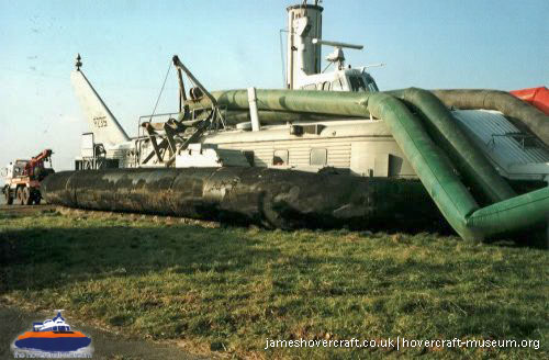 BH7 being moved to The Hovercraft Museum -  (credit: The <a href='http://www.hovercraft-museum.org/' target='_blank'>Hovercraft Museum Trust</a>).